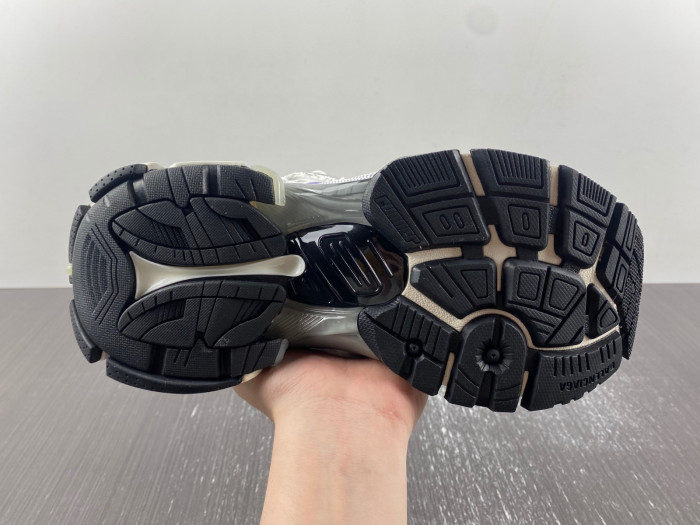 Ba*len*cia*ga runner 677402 w3rb3 5901