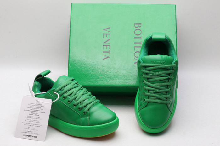 Bo*te*ga ve*ne*ta bv024