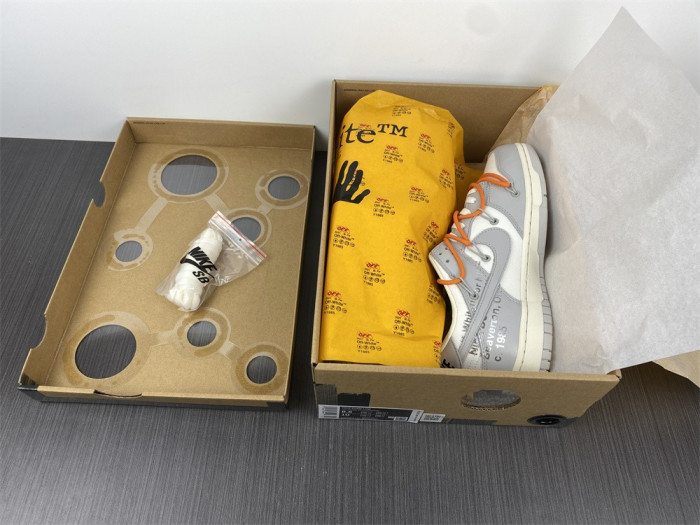 nike dunk low ow lot 44 dm1602-104
