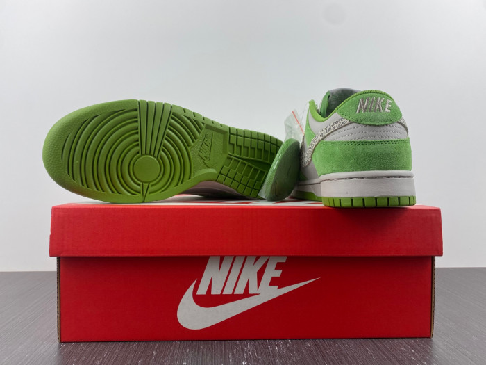 nike dunk low as safari s*h chlorophyll dr0156-300