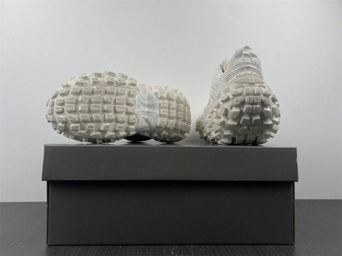 Ba*len*cia*ga defender trainers w2r83 1291