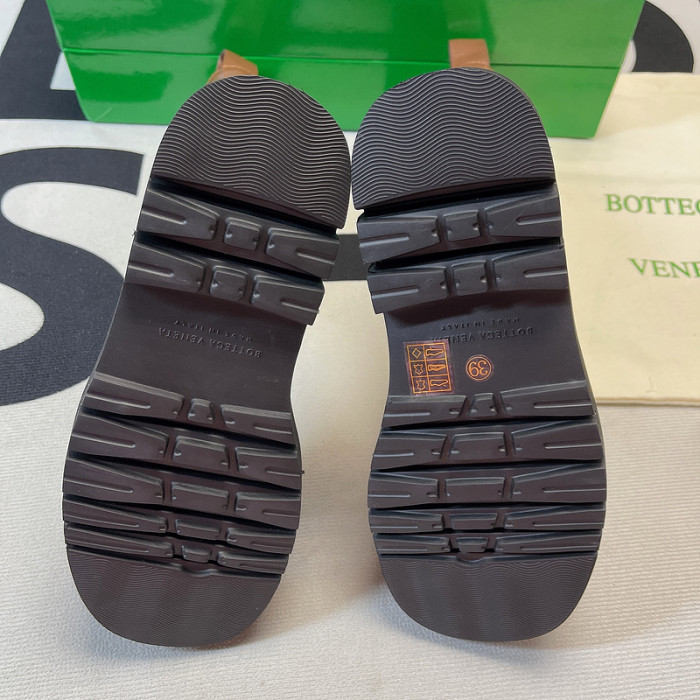 Bo*te*ga ve*ne*ta bv035