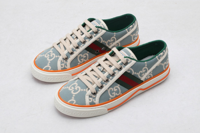 g*u*i ace embroidered low-top sneaker e2308