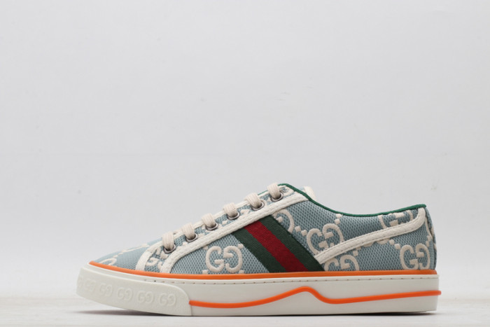 g*u*i ace embroidered low-top sneaker e2308