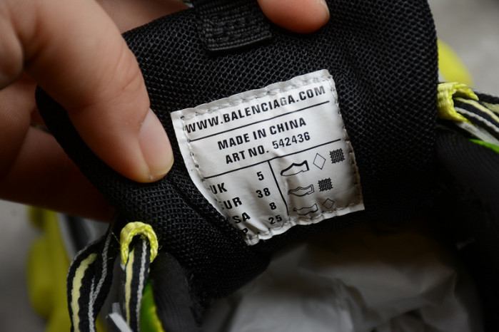 Ba*len*cia*ga track w1gc1 1230