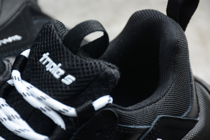 Ba*len*cia*ga triple s sneaker w09o5 7423