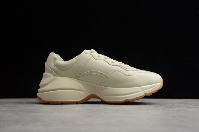 g*u*i ace embroidered low-top sneaker e2283