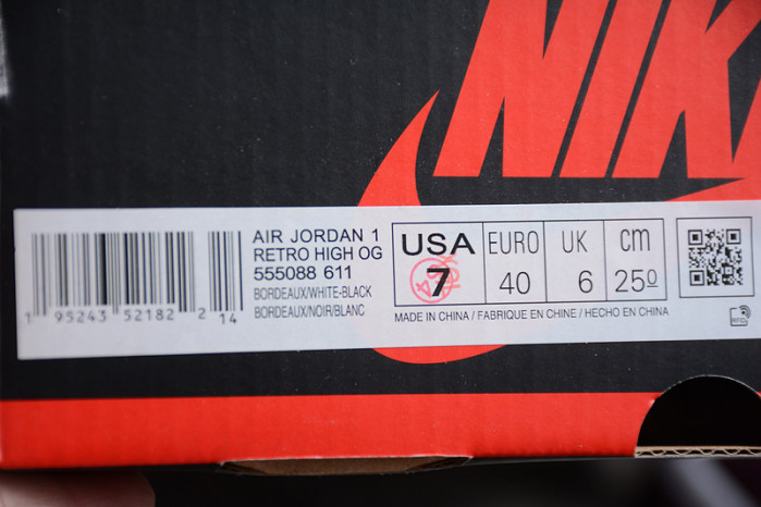 air jordan 1 retro high og bordeaux 555088-611