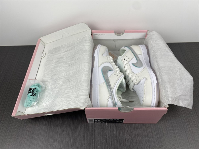 nike sb dunk low Di*m*nd s*pply co white Di*m*nd bv1310-100