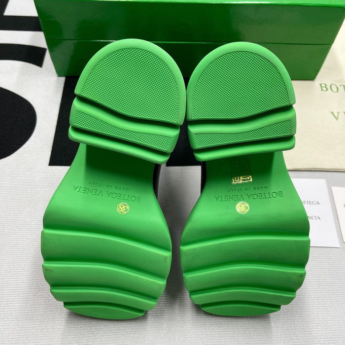 Bo*te*ga ve*ne*ta bv031