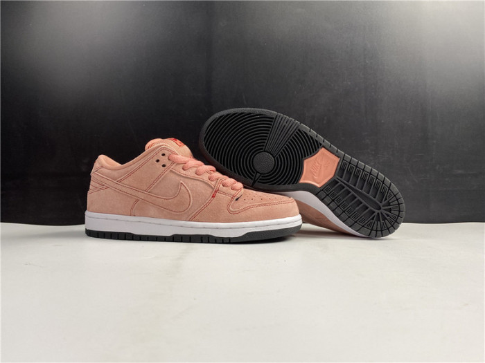 nike sb dunk low “pink” cv1655-600