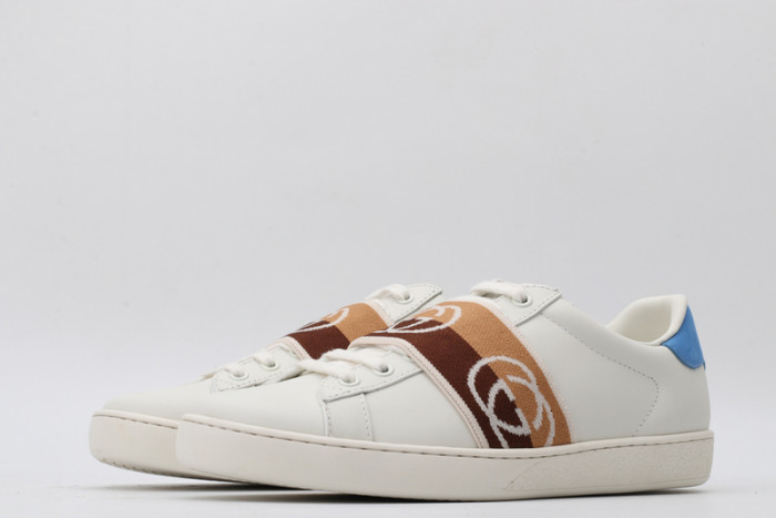 g*u*i ace embroidered low-top sneaker e2321