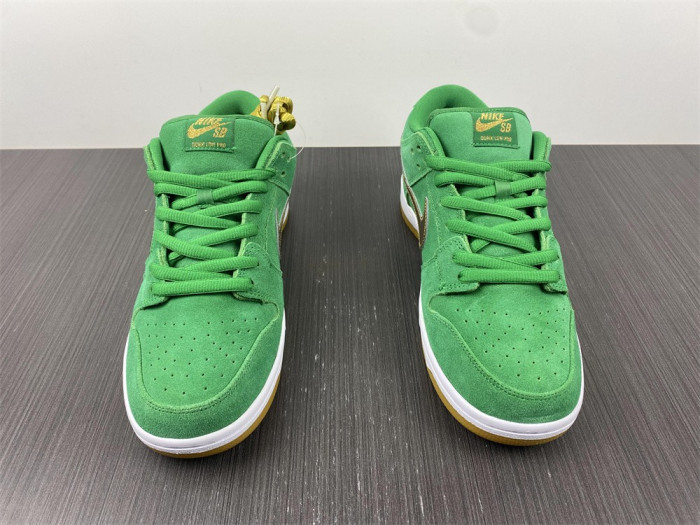 nike sb dunk low pro st. patrick