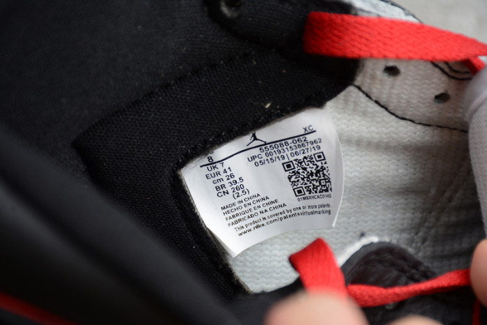 jordan 1 retro high bloodline 555088-062