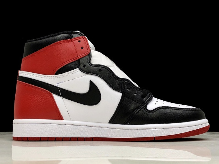 air jordan 1 retro high og black toe 555088-125