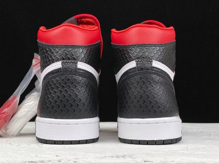 air jordan 1 high og wmns “satin snake” cd0461-601